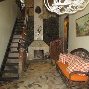 Lodge River Arroyo Frío