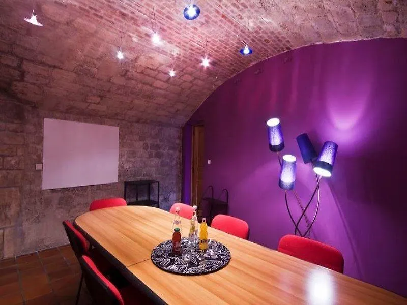 ***  Hotel Claret Parigi Francia