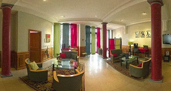 Hotel Claret Bercy París 3*,