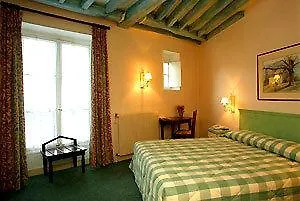 Hotel Claret Bercy París Francia